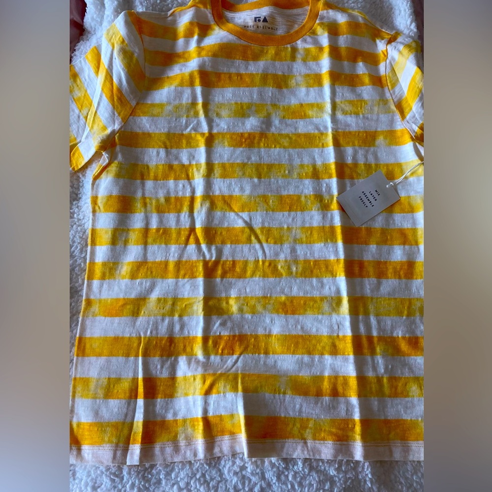 Free Assembly Oversized tee